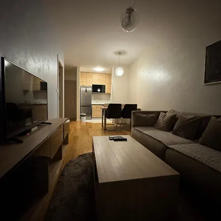 Apartment Samanta 1 *